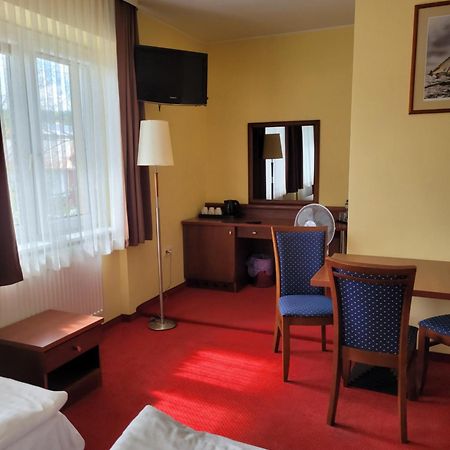 Virgo B&B Biznes Rumia Δωμάτιο φωτογραφία